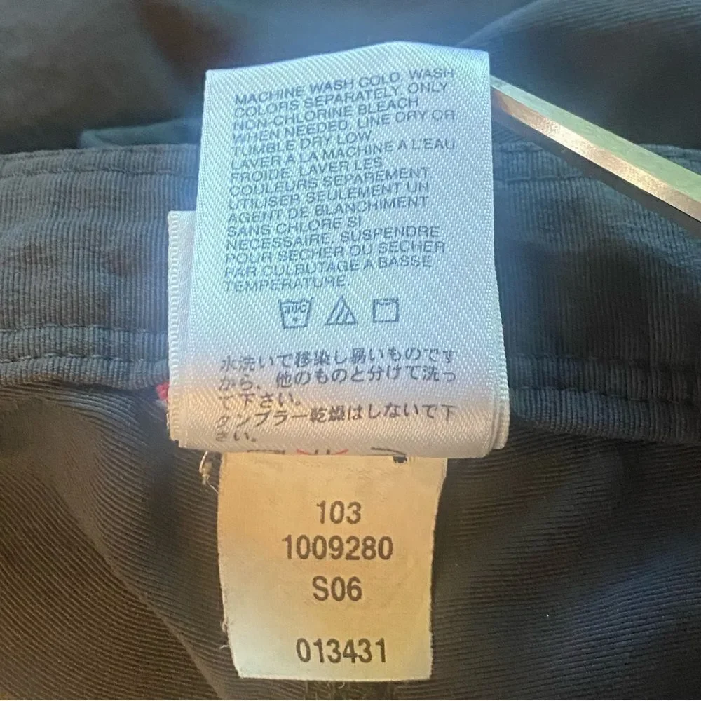 The North Face Gray Nylon Shorts Size 8